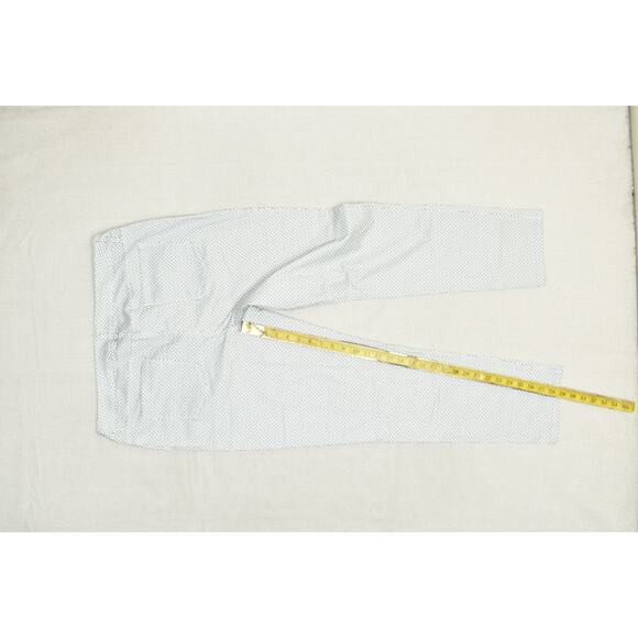 Chicos Pants Womens 3 White Blue Printed Capri Stretch Cropped Cotton Spandex - Picture 4 of 8